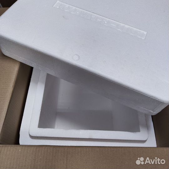 Термоконтейнер средний 60 литров