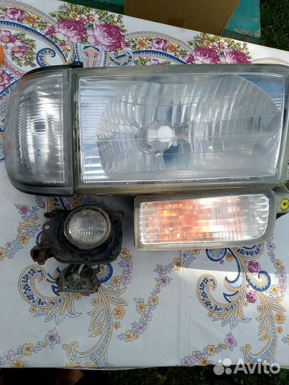 Продам оптику hilux surf 185 кузов