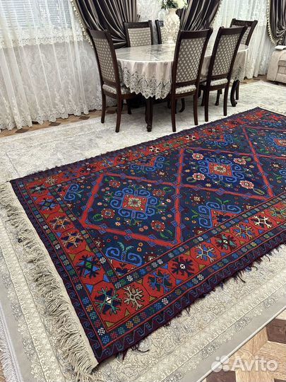 Ковер ручной работы