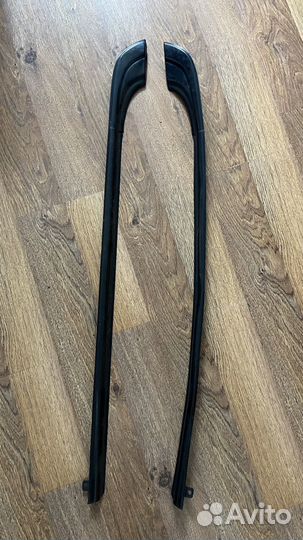 Молдинг задней двери правой/левой Subaru Impreza