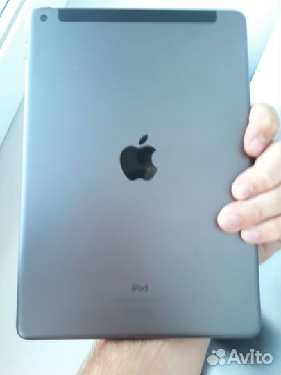 Планшет Apple iPad 7 A2198 SIM 32GB