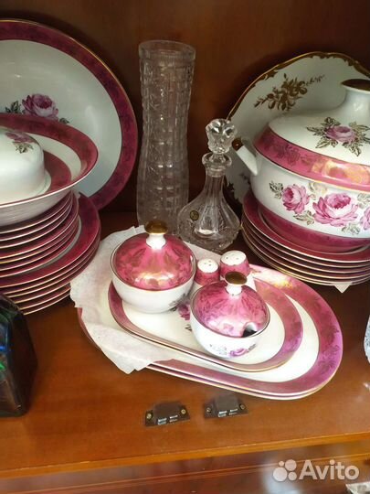 Блюдо новое от сервиза гдр. Роза с позолотой