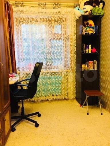 2-к. квартира, 43 м², 1/4 эт.