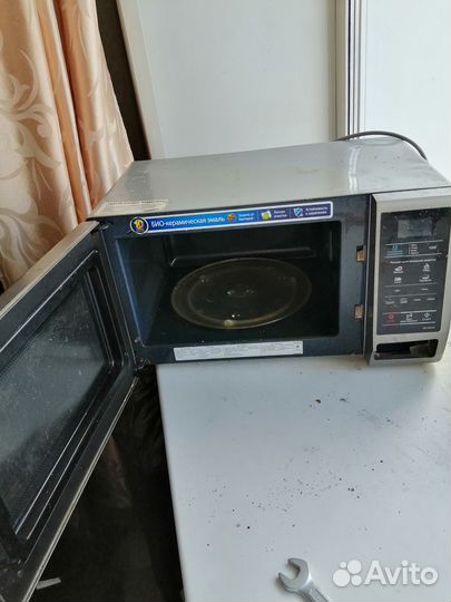 Микроволновка на запчасти