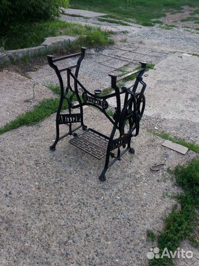 Станина от швейной машины wettina