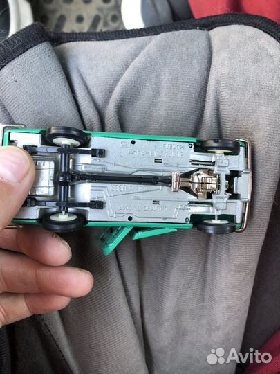 Модель автомобиля волга 1/43 СССР