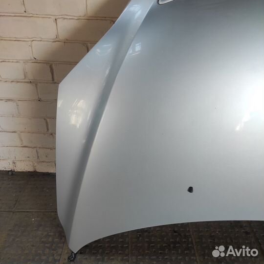 Капот с решеткой серебристый Mazda 3 bk хэтчбек