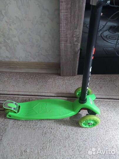 Самокат детский трехколесный
