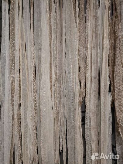 Выползки змей, шкуры, кожа