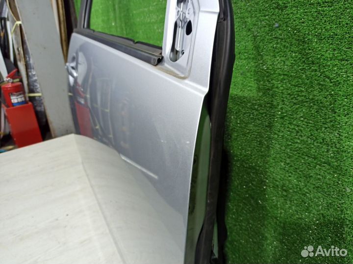 Дверь передняя правая Mitsubishi Outlander XL 4B12