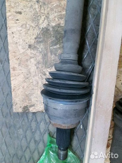 Land Rover Range Vogue передний привод оригинал