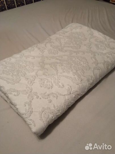 Покрывало на кровать 210х220