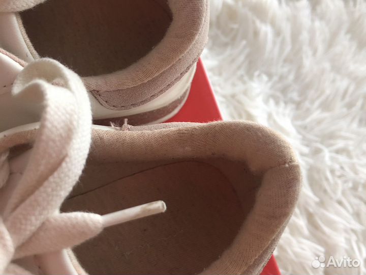 Туфли -кроссовки на девочку