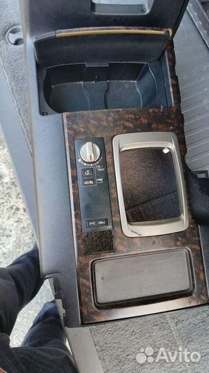Консоль АКПП от крузака 200