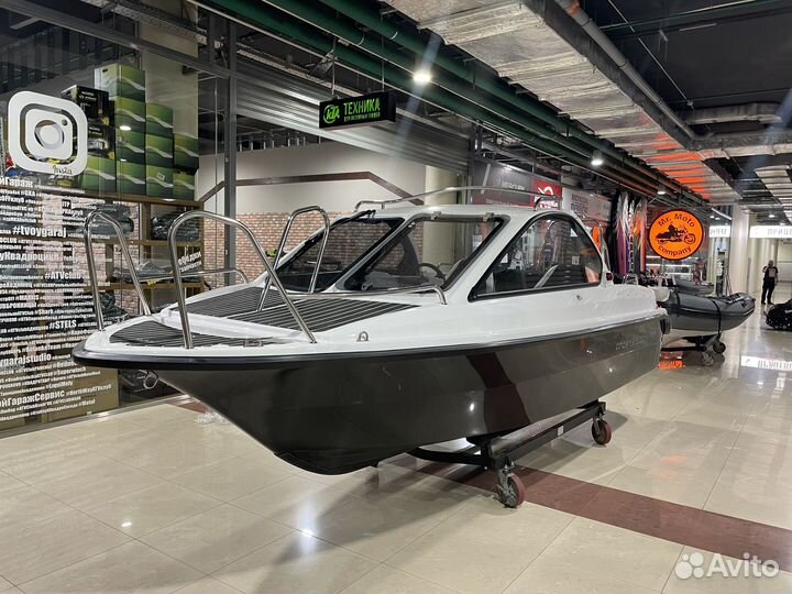 Катер Феникс 530 (Phoenix 530 )