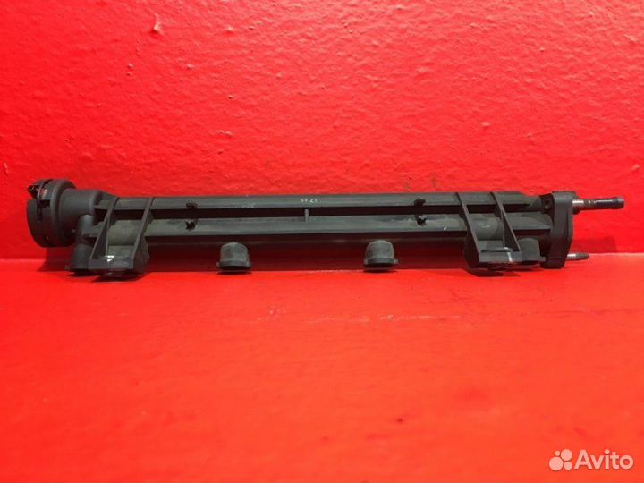 Топливная рампа Kia Magentis GD G4JP 2003