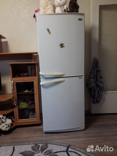 Продается холодильник Атлант