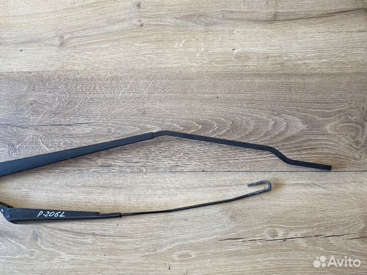 Peugeot 206 поводки дворников