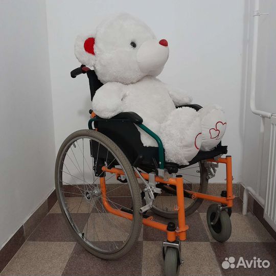 Модель - промоутер