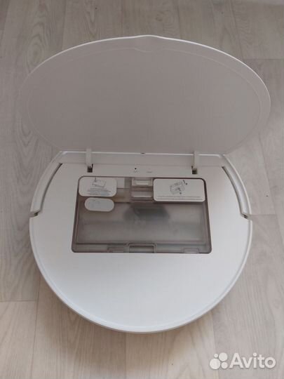 Робот-пылесос Xiaomi Robot Vacuum-Mop Essential