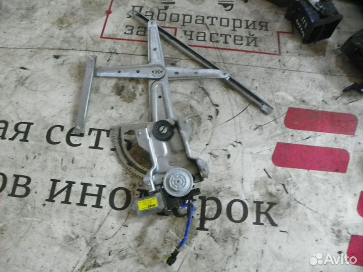 Стеклоподъемник электр. передний правый Kia Sorent