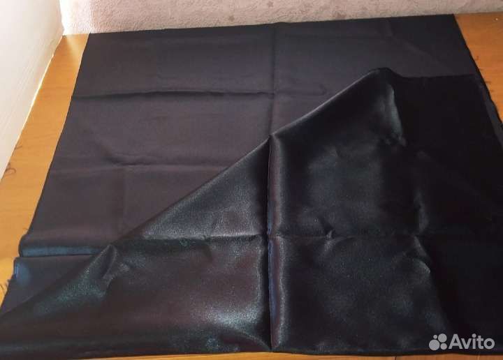 Отрез шёлковой подкладочный ткани. Атлас. Гост