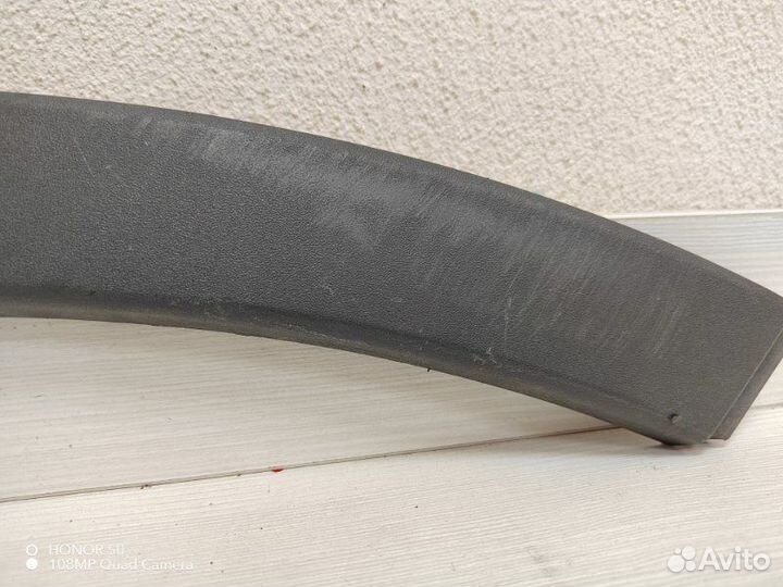 Накладка задней правой двери Audi Q7 4M 2015