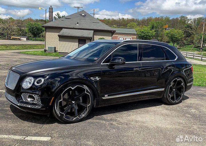 Диски Giovanna Dalar X R24 на Bentley Bentayga