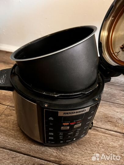 Мультиварка redmond RMC-M110