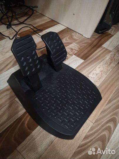 Игровой руль с педалями для пк