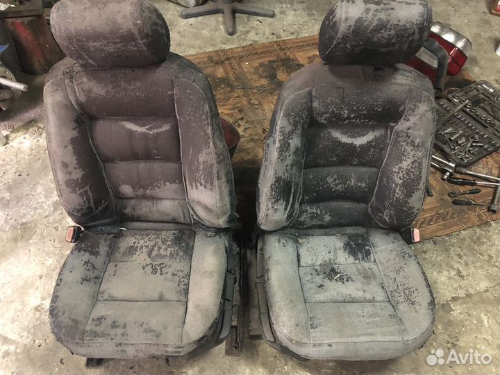 Передние сиденья Bmw