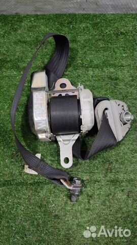 Ремень безопасности передний правый Suzuki Swift