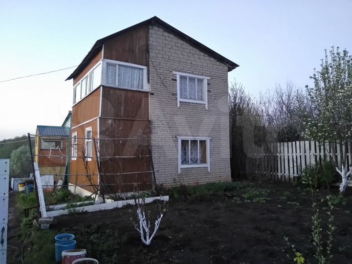 Дача 43,2 м² на участке 8 сот.