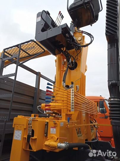 МАЗ 631228-8575-012, 2023