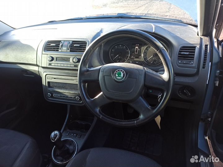 В разборе Skoda Fabia 2 (5J)