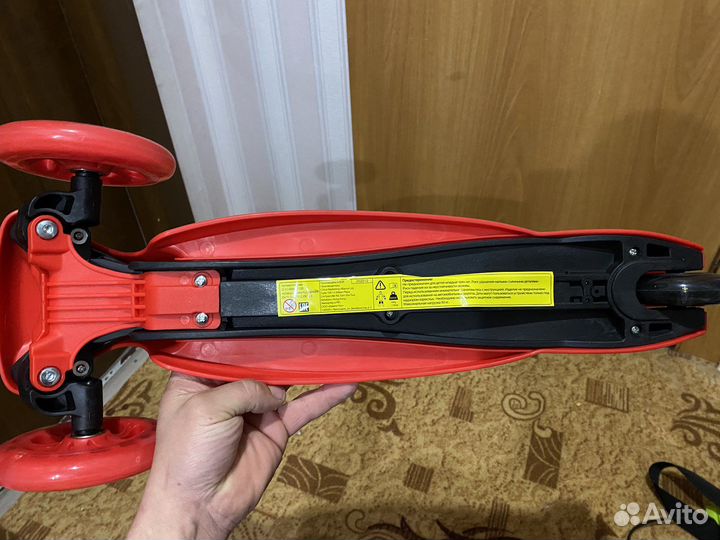 Самокат детский трехколесный ferrariа