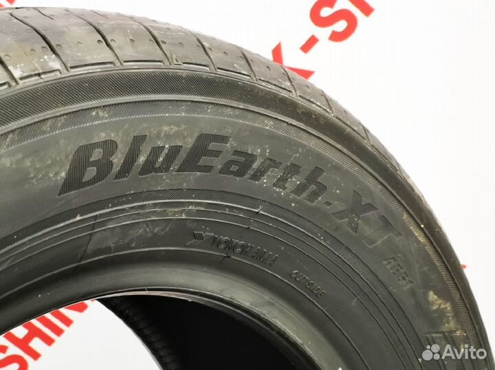 Yokohama BluEarth-XT AE61 215/65 R16 98H