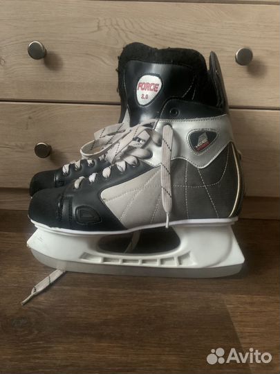 Коньки хоккейные Атеми