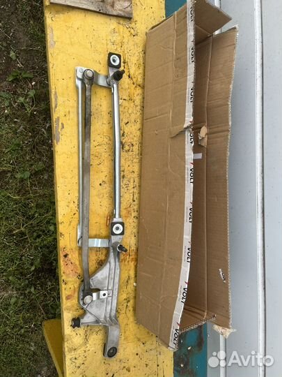 Трапеция стеклоочистителей Ford Focus 2