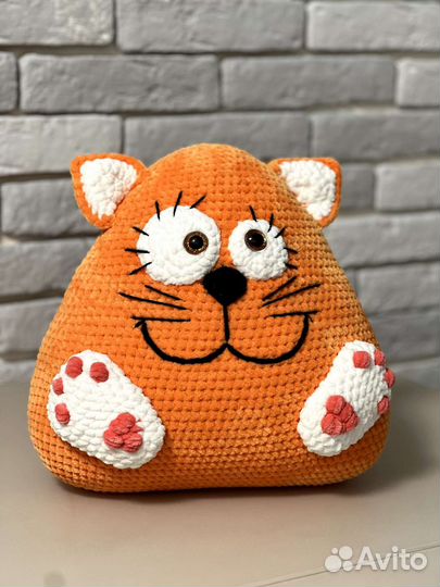 Подушка игрушка Кот с хвостом