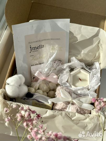Боксы подарочные женские в наличии девушке