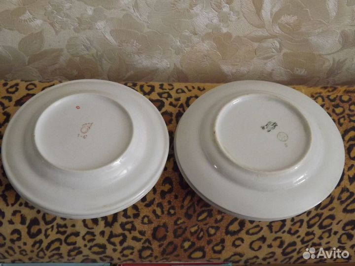 Тарелки маленькие
