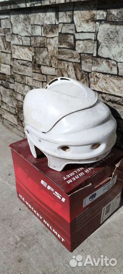 Шлем хоккейный