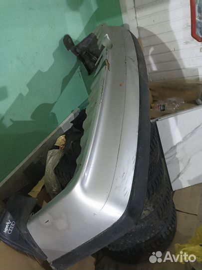 Задний бампер audi 80