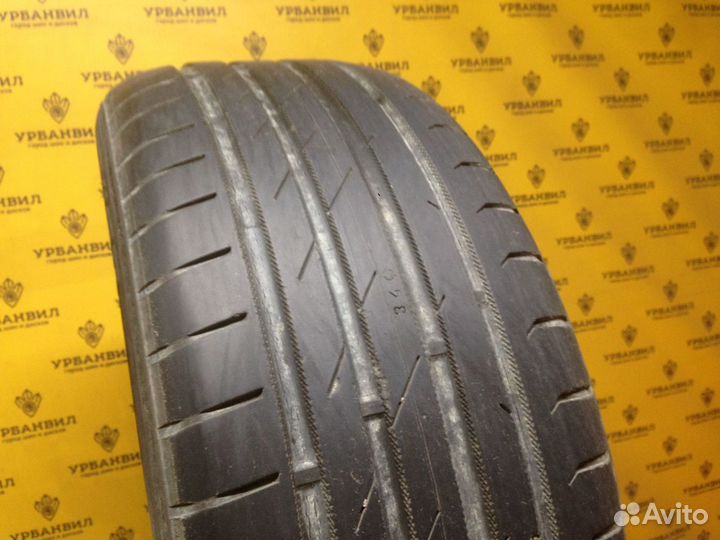 Nokian Tyres zLine 215/55 R17