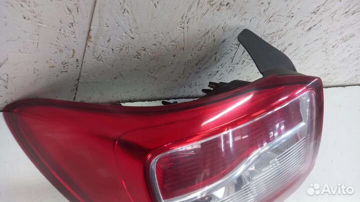 Фонарь задний левый Renault Logan 2