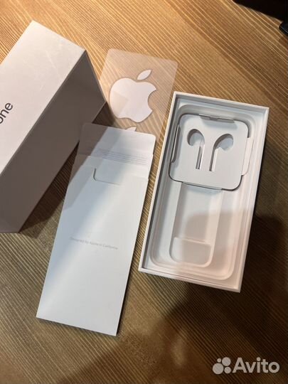 Коробка от iPhone 7 128gb черный