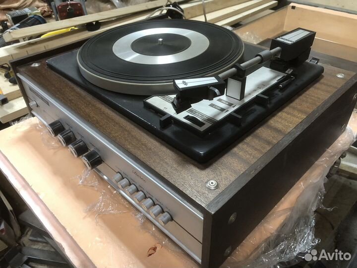 Проигрыватель akords 001