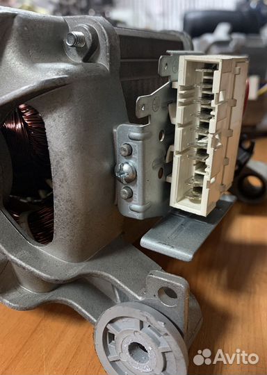 Двигататель стиральной машины