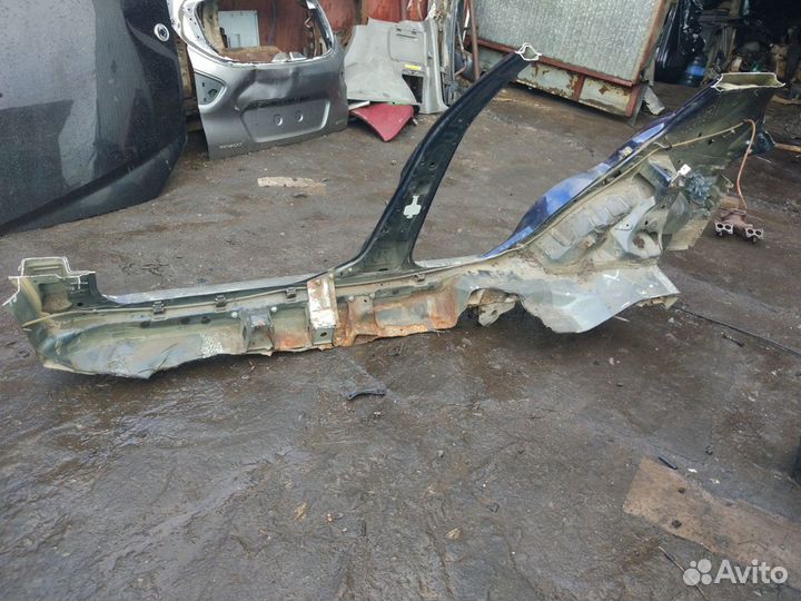 Крыло заднее правое Nissan Almera N16 2005 г